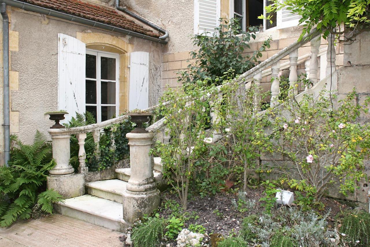 Le Tabellion Bed & Breakfast Noyers-sur-Serein Exterior photo