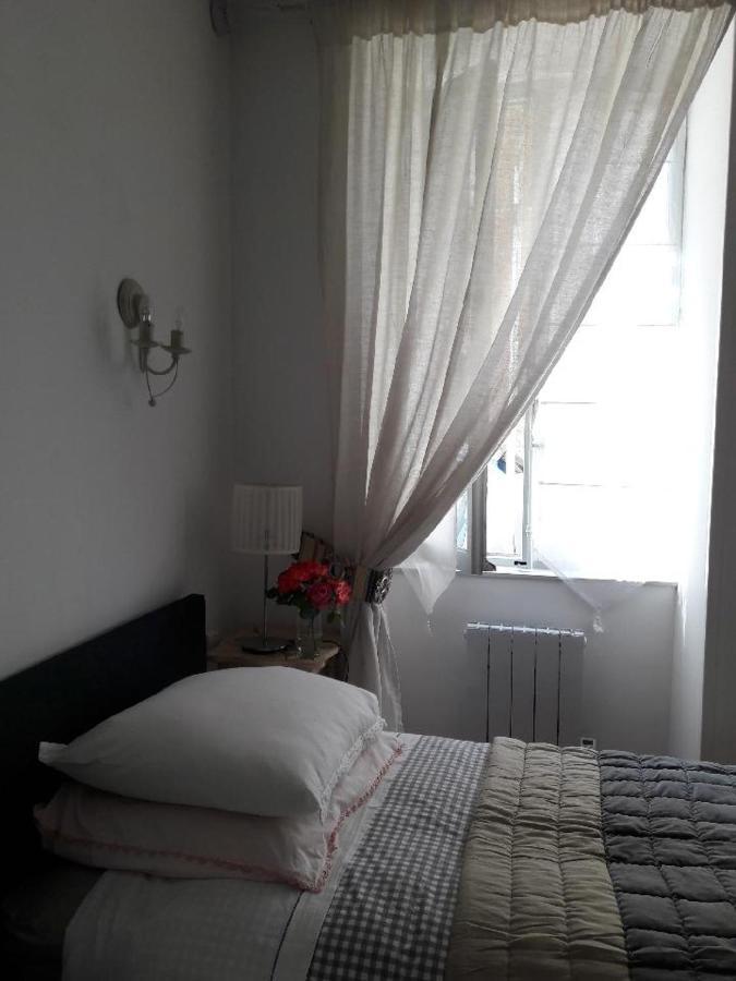 Le Tabellion Bed & Breakfast Noyers-sur-Serein Exterior photo