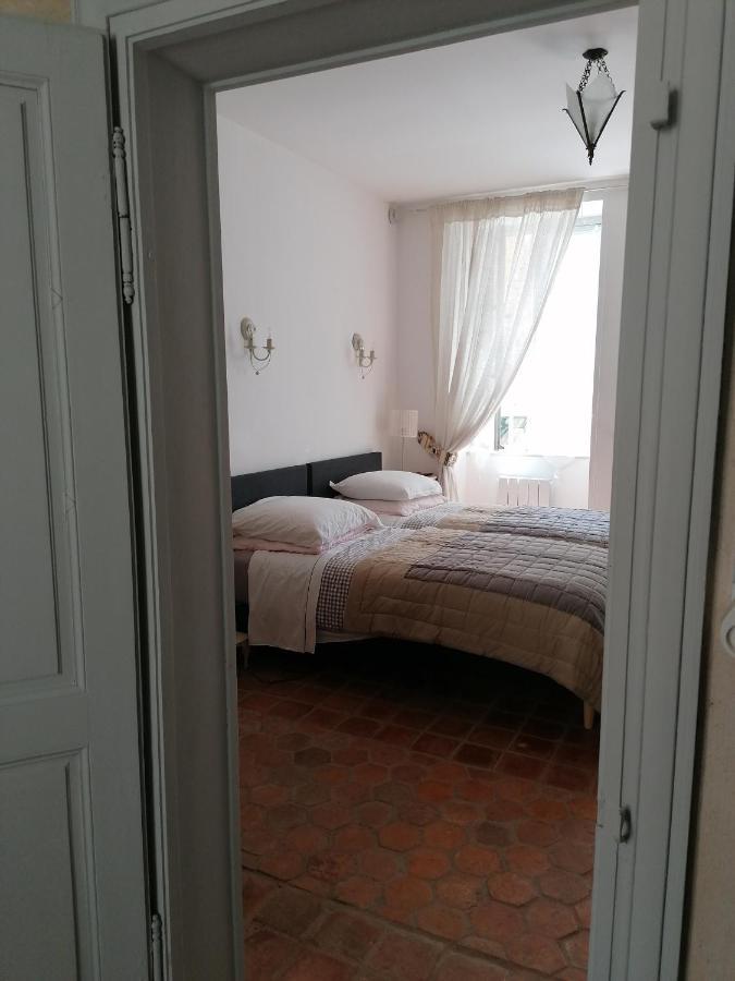 Le Tabellion Bed & Breakfast Noyers-sur-Serein Exterior photo