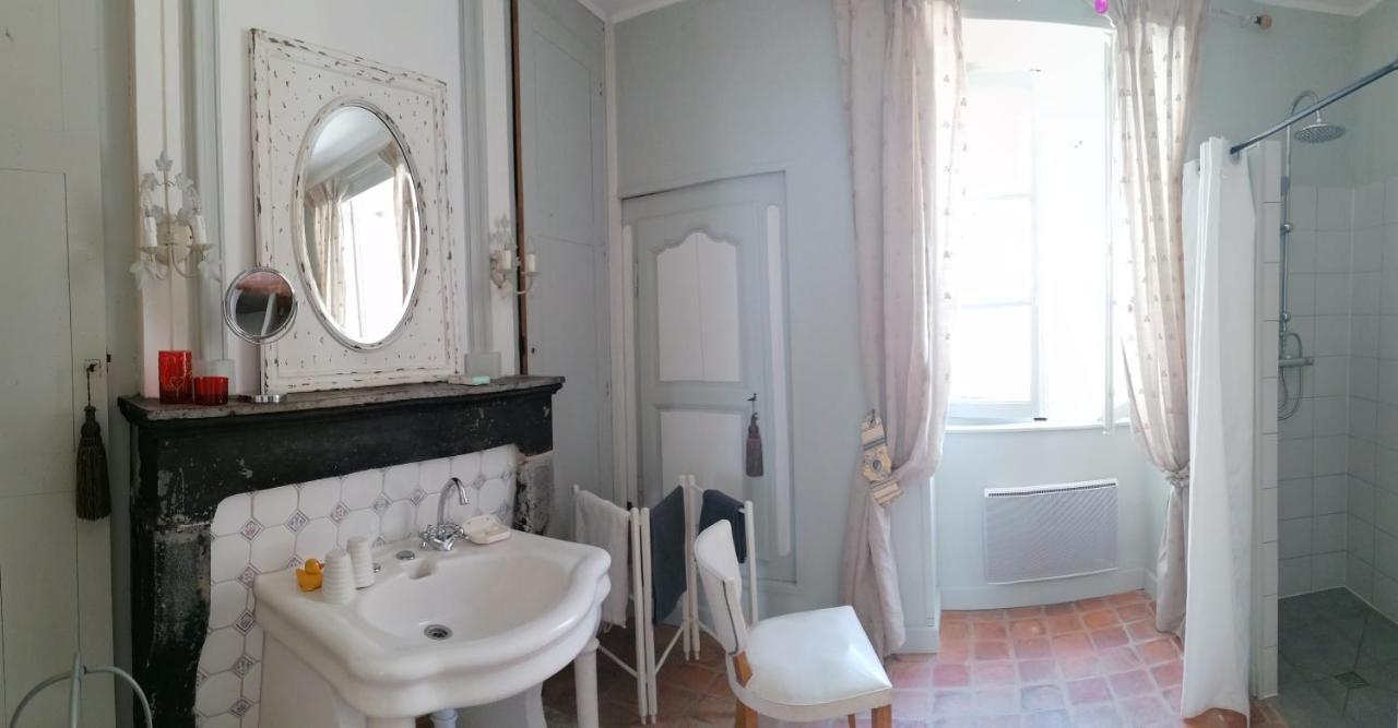 Le Tabellion Bed & Breakfast Noyers-sur-Serein Exterior photo