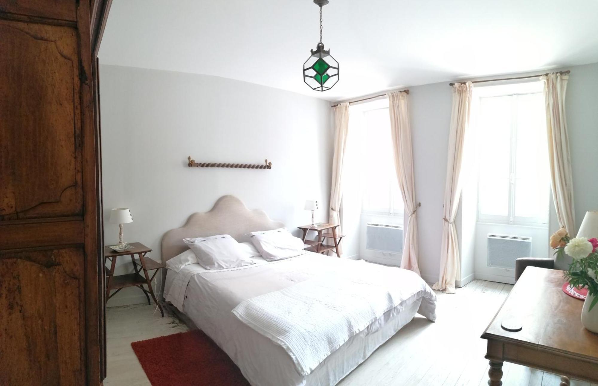 Le Tabellion Bed & Breakfast Noyers-sur-Serein Exterior photo
