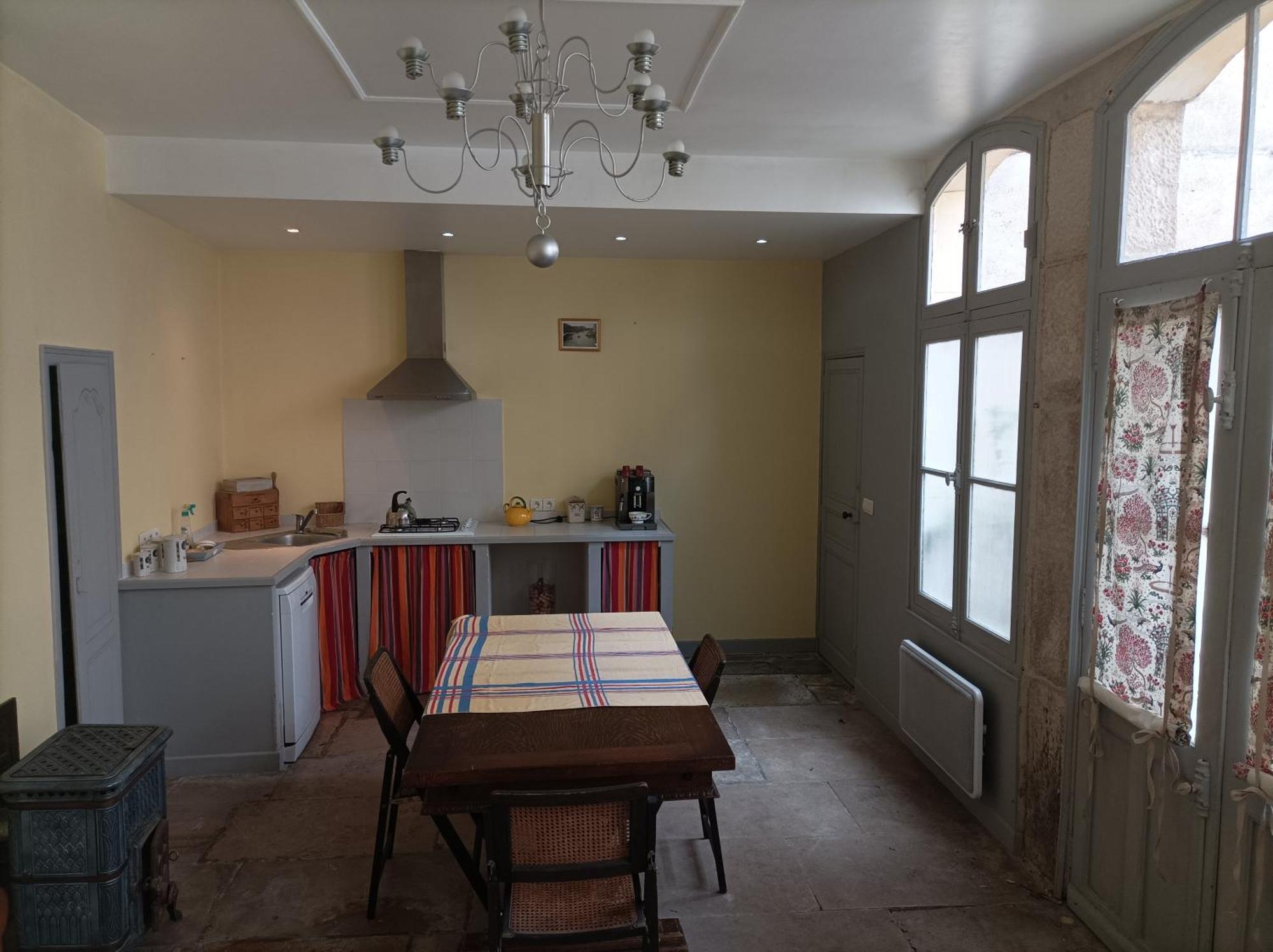 Le Tabellion Bed & Breakfast Noyers-sur-Serein Exterior photo
